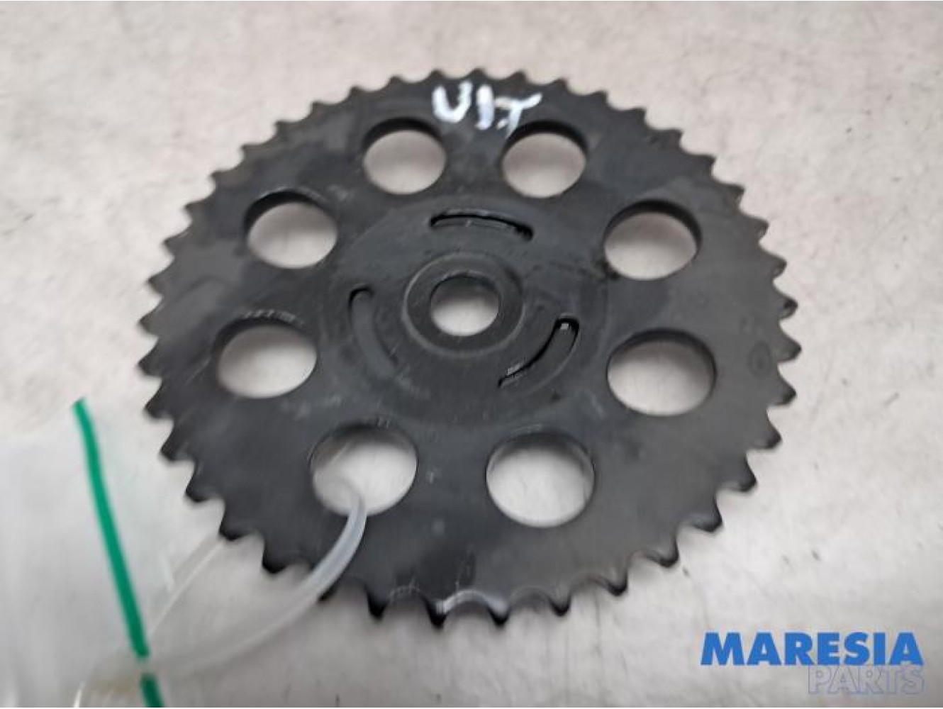 Citroen - C4 Picasso - Camshaft sprocket