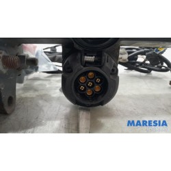 Renault - Clio - Towbar