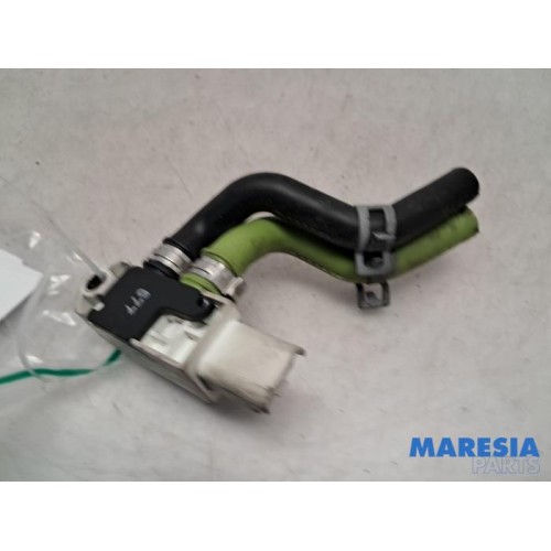 Renault - Trafic - Rußfilter Sensor