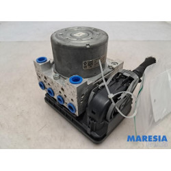 Renault - Trafic - ABS Pumpe
