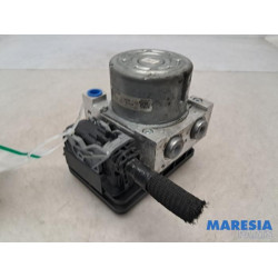 Renault - Trafic - ABS Pumpe