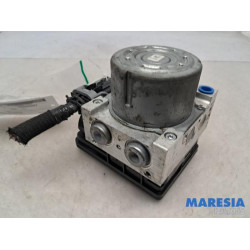 Renault - Trafic - ABS Pumpe
