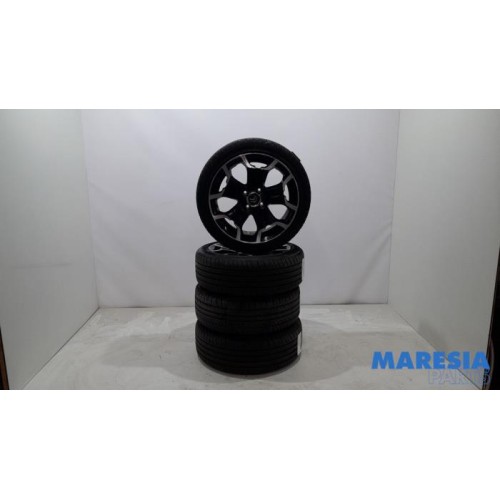 Citroen - DS3 - Sportvelgenset + banden
