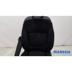 Opel - Vivaro - Sitz links