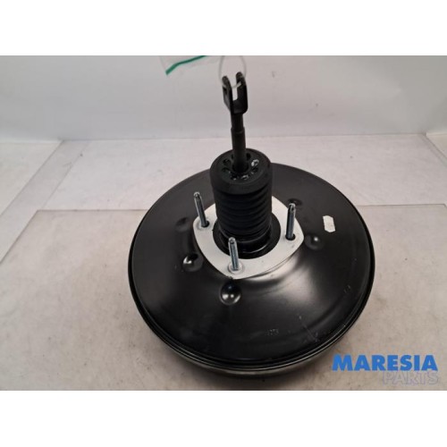 Renault - Trafic - Brake servo