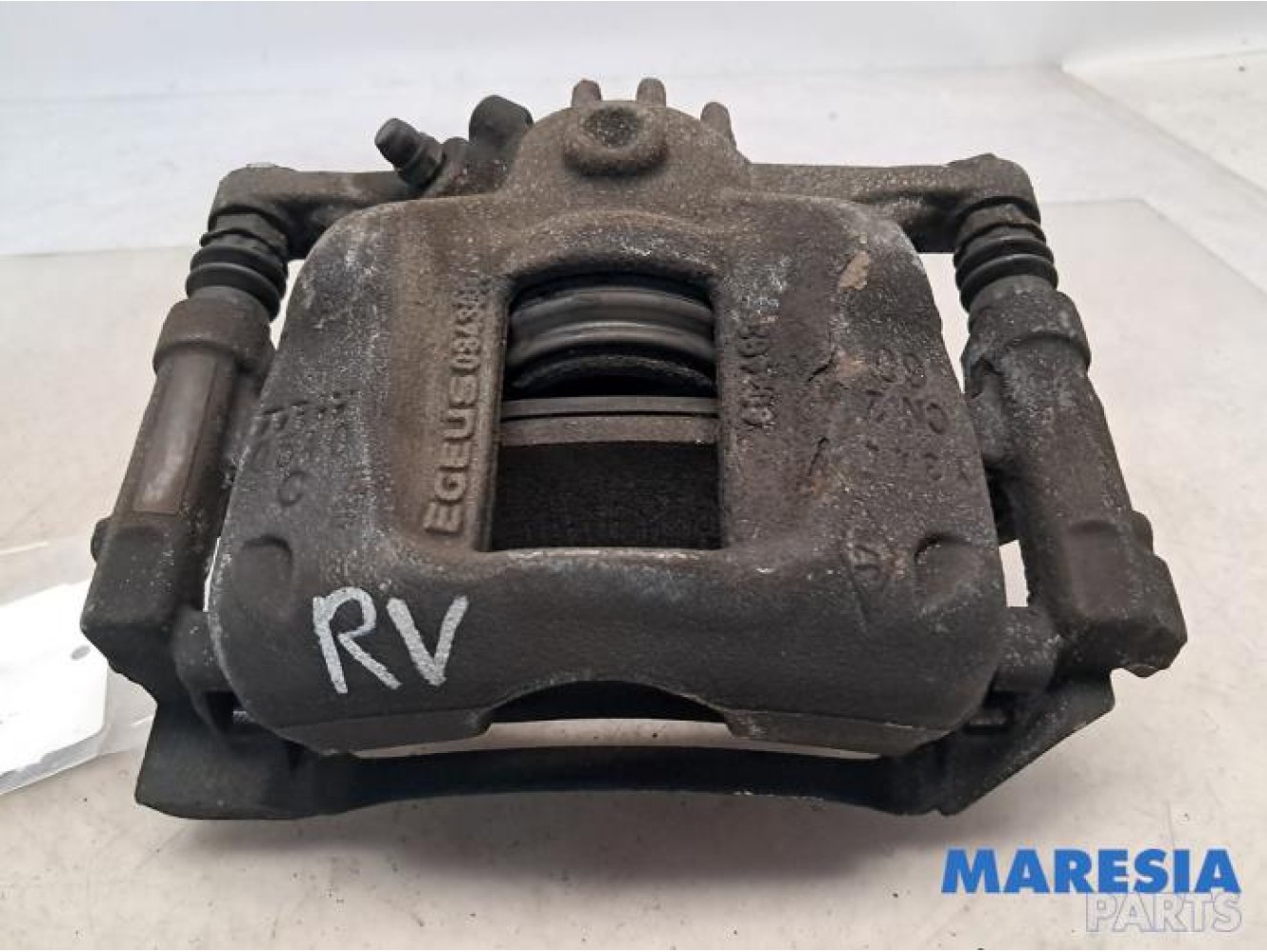 Renault - Trafic - Front brake calliper, right