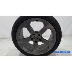 Alfa Romeo - Giulia - Sportvelgenset + banden