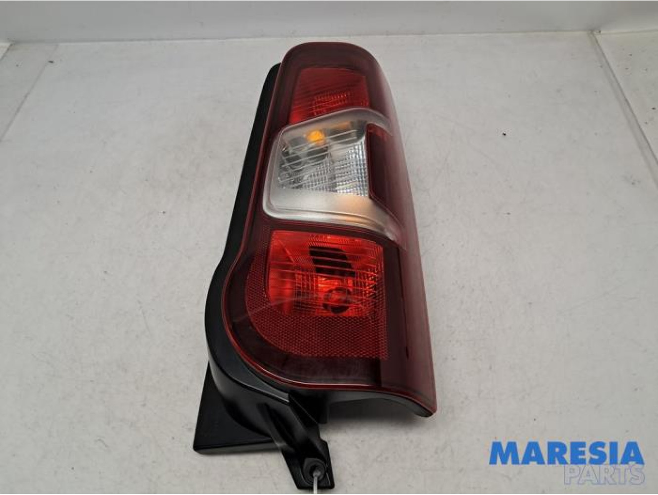 Opel - Combo - Taillight, right
