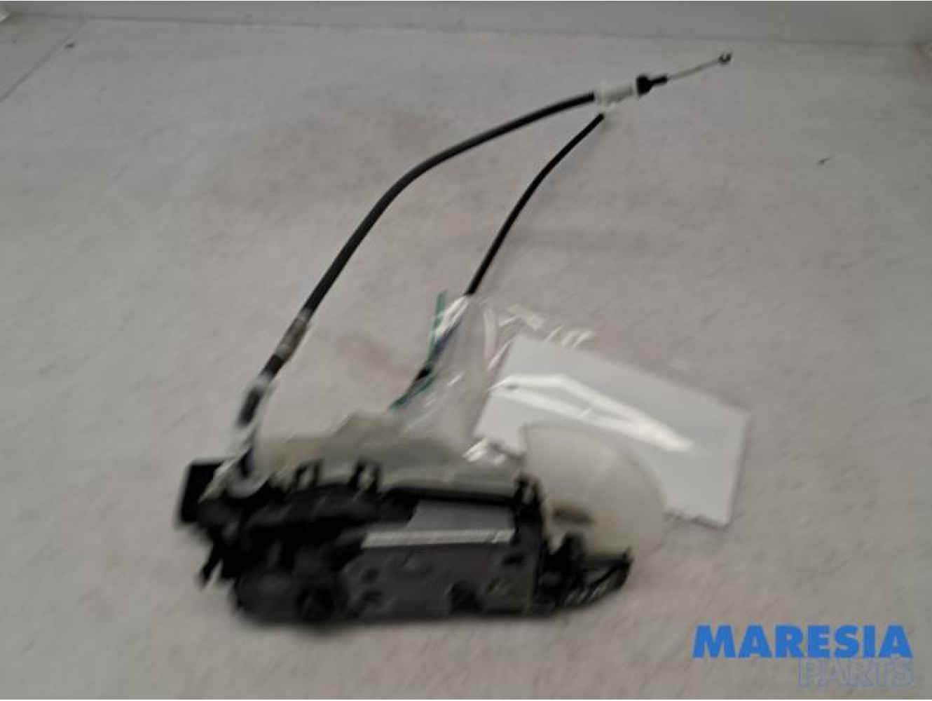Opel - Combo - Minibus/van rear door lock mechanism