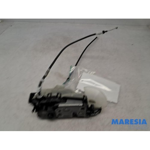 Opel - Combo - Minibus/van rear door lock mechanism