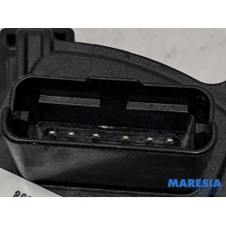 Opel - Combo - Accelerator pedal