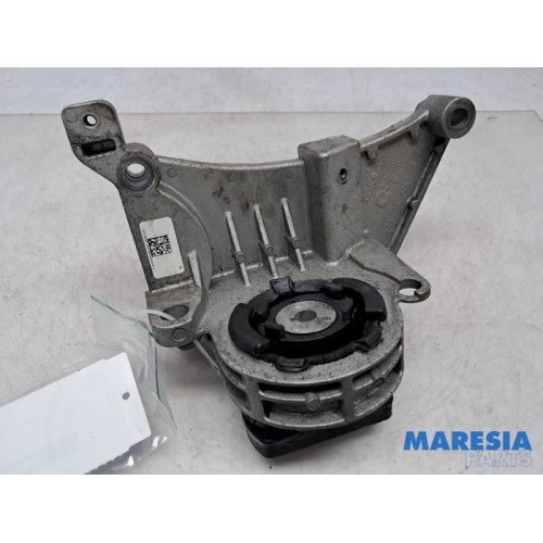 Fiat - Punto - Engine mount
