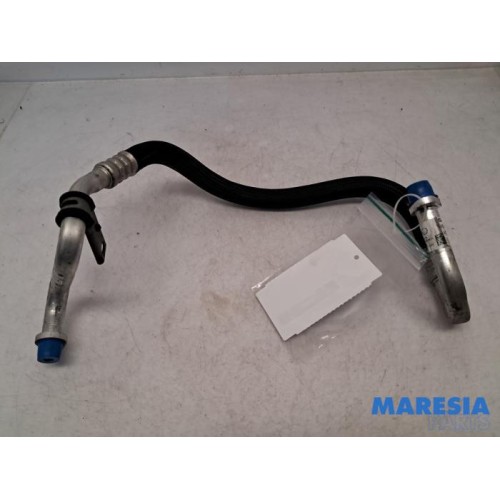 Renault - Trafic - Air conditioning line