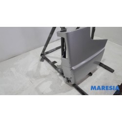 Renault - Trafic - Rear bumper component, right