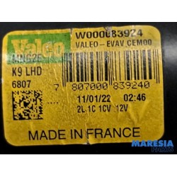 Opel - Combo - Front wiper motor