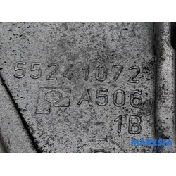 Fiat - Punto - Alternator lower bracket