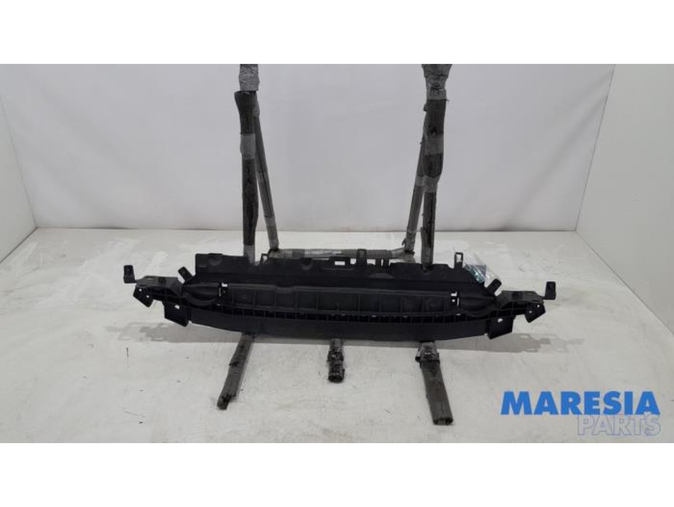 Citroen - DS3 - Front bumper frame