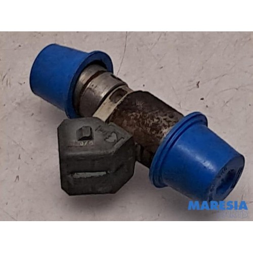 Renault - Kangoo - Injector (petrol injection)