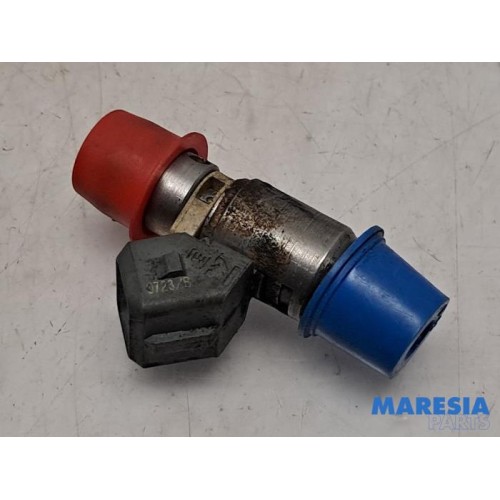 Renault - Kangoo - Injector (petrol injection)