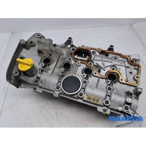 Renault - Kangoo - Cylinder head