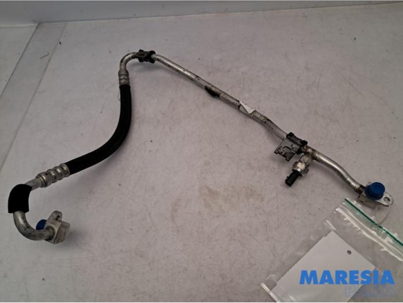 Renault - Trafic - Air conditioning line