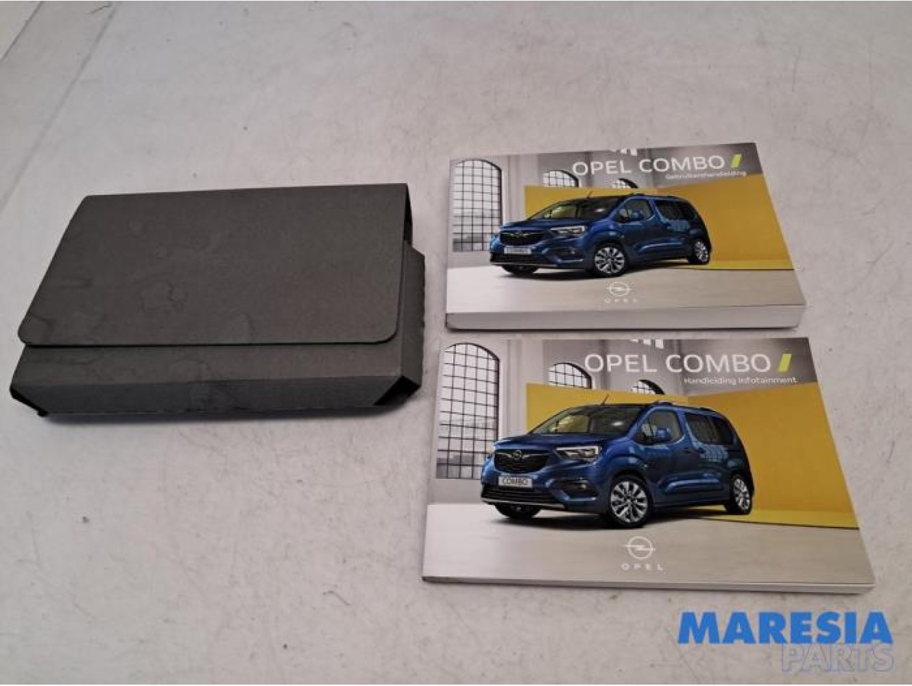 Opel - Combo - Instruction Booklet