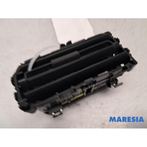 Opel - Combo - Dashboard vent