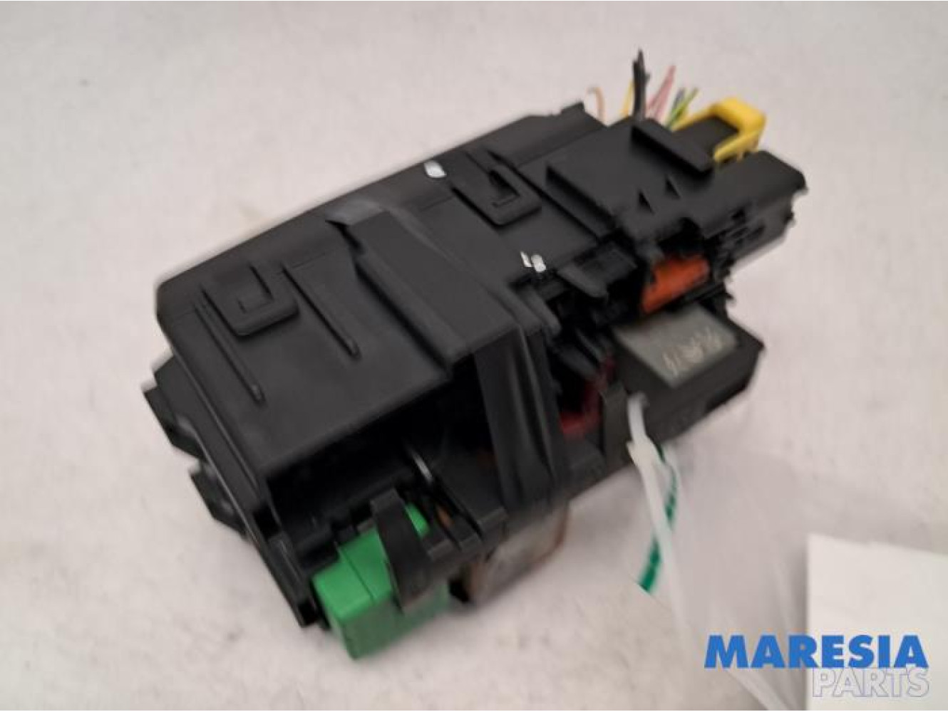Opel - Combo - Fuse box