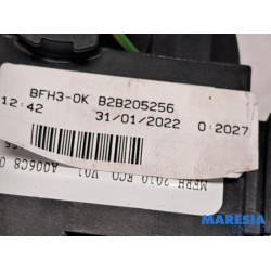 Opel - Combo - Fuse box