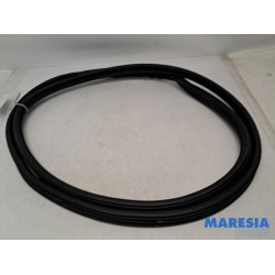 Opel - Combo - Portierrubber 2Deurs links