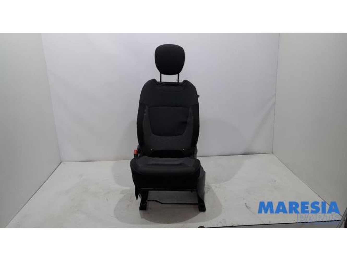 Renault - Captur - Sitz links