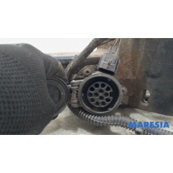 Opel - Vivaro - Towbar