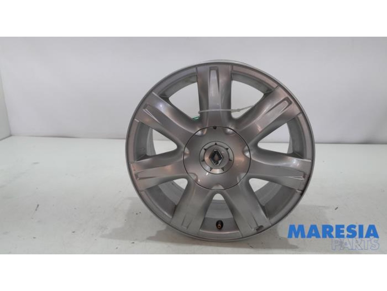 Renault - Grand Scenic - Wheel