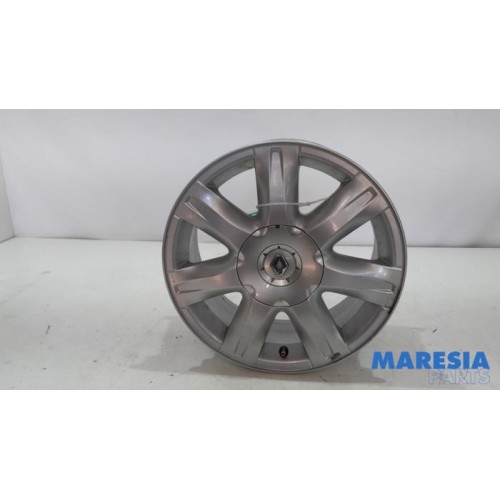Renault - Grand Scenic - Wheel