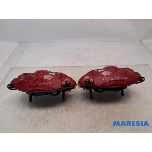 Alfa Romeo - Giulia - Brake caliper set