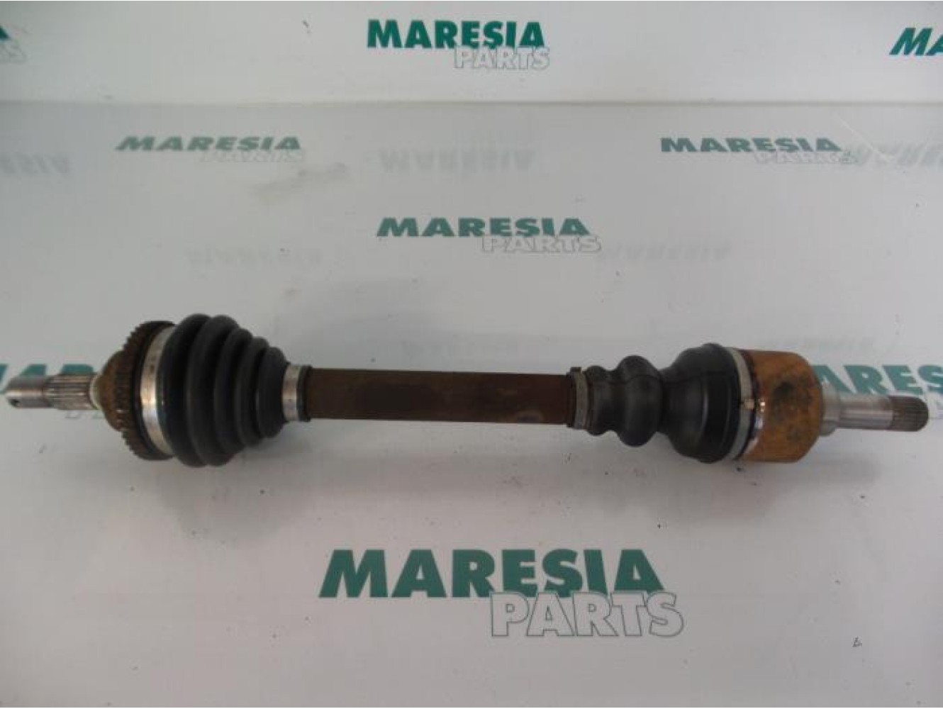 Peugeot - 406 - Aandrijfas links-voor