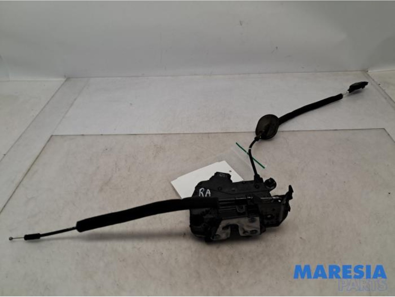 Renault - Clio - Rear door mechanism 4-door, right