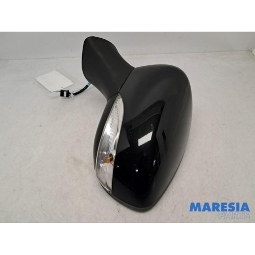 Renault - Clio - Wing mirror, left