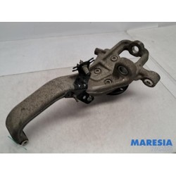 Alfa Romeo - Giulia - Knuckle, front right