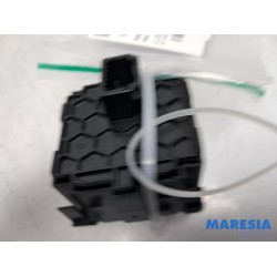 Renault - Clio - AIH headlight switch