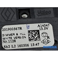 Renault - Clio - AIH headlight switch
