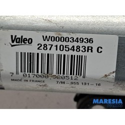Renault - Clio - Ruitenwissermotor achter