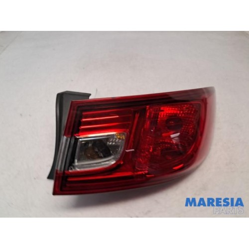 Renault - Clio - Taillight, right