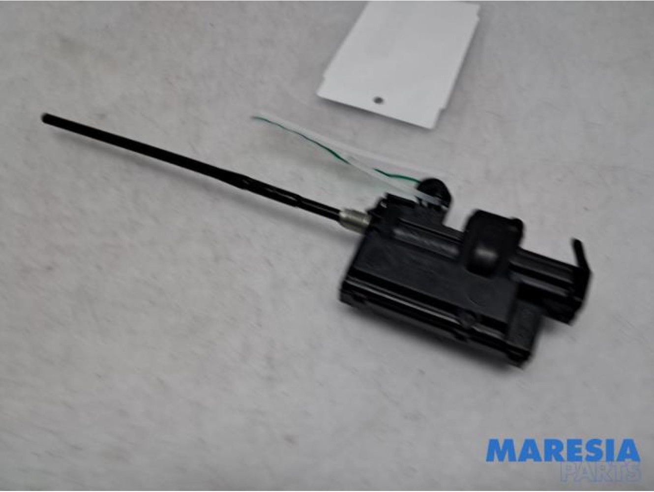 Renault - Clio - Tank flap lock motor