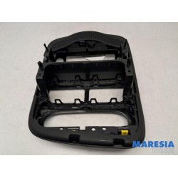Renault - Clio - Radio omlijsting