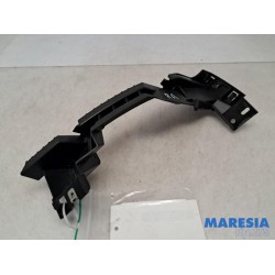 Alfa Romeo - Giulia - Rear bumper bracket, right