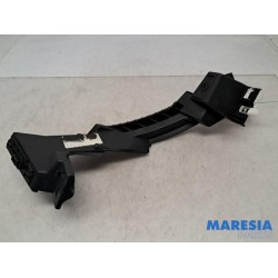 Alfa Romeo - Giulia - Rear bumper bracket, right