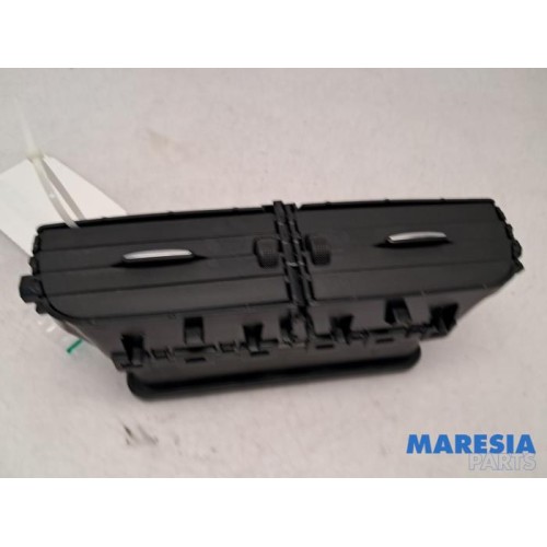 Renault - Clio - Luftgitter Armaturenbrett