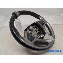 Renault - Clio - Steering wheel