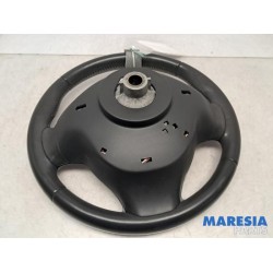 Renault - Clio - Steering wheel